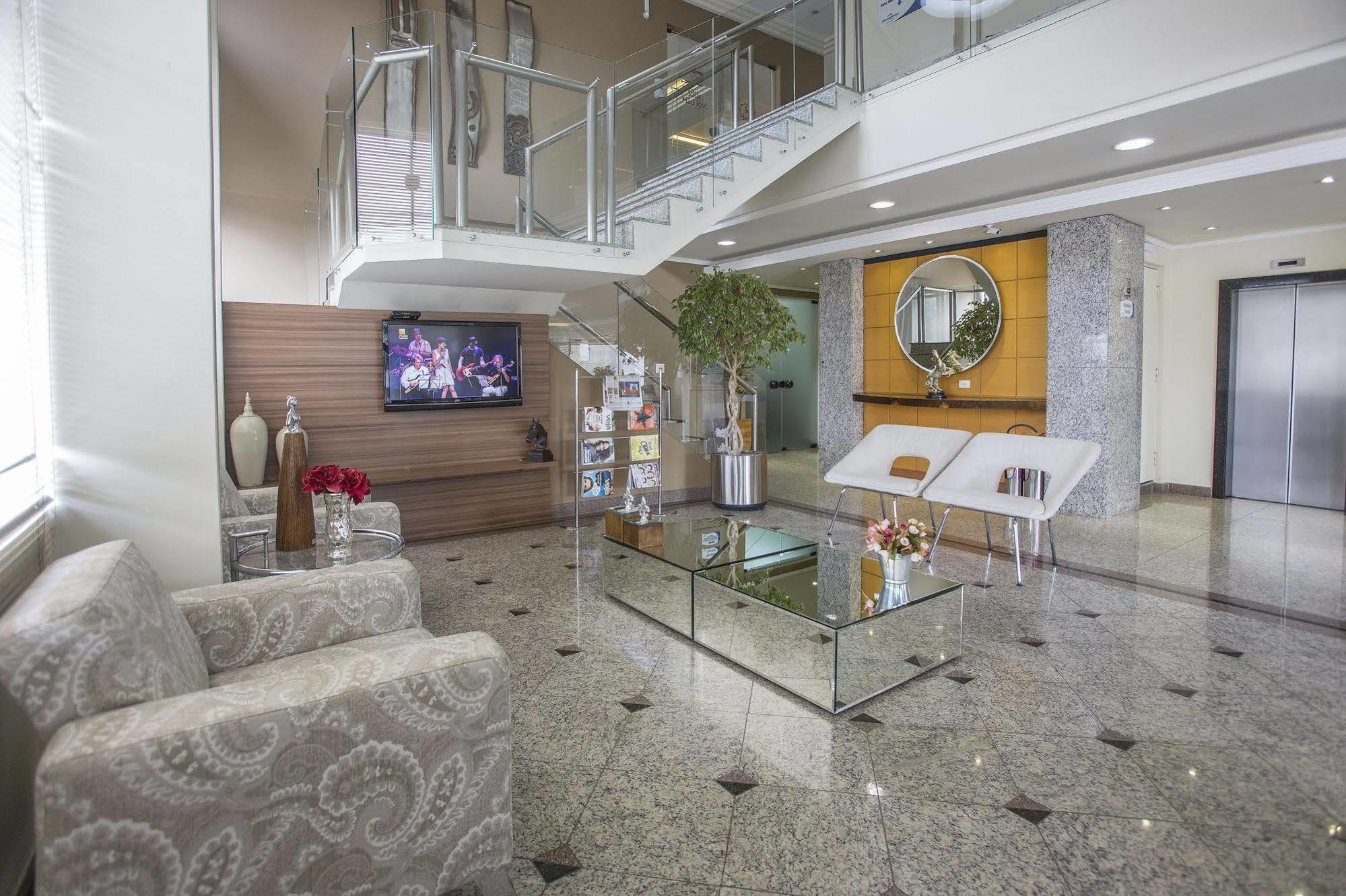 Astron Suites Sao Jose Dos Pinhais By Nobile Exterior foto